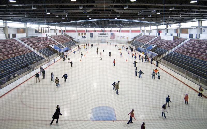 Penn ice rink - ice skating