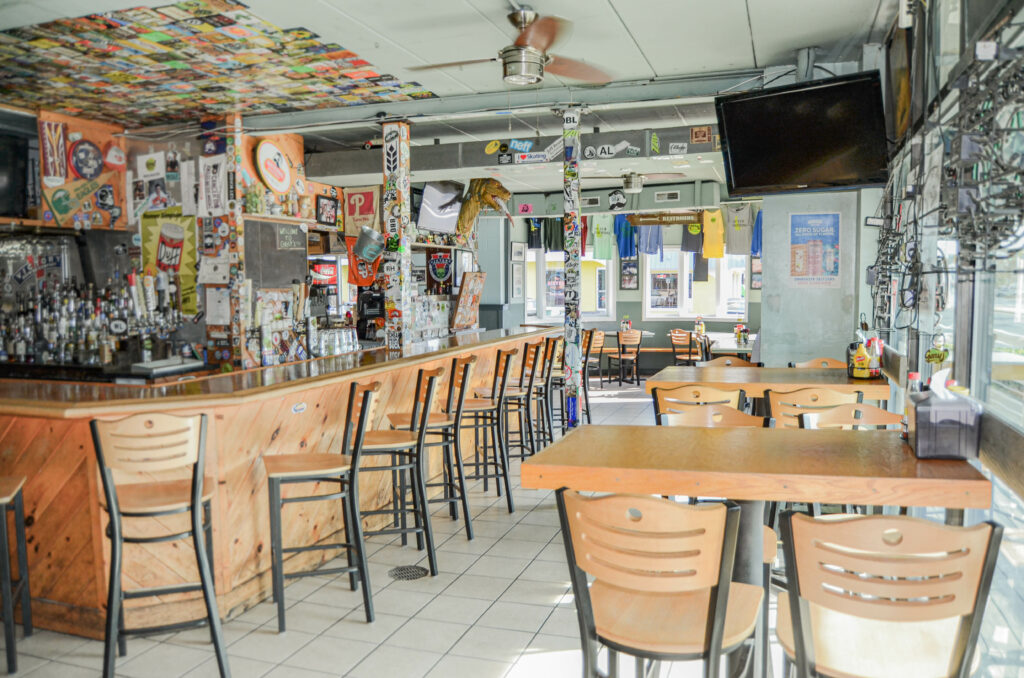 Gary's Dewey Beach Grill / 38° -75° Brewing