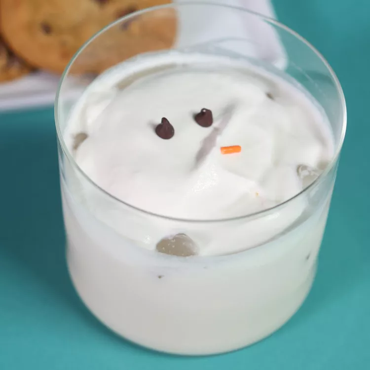 melting snowman cocktail